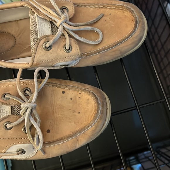 Womens Sperrys size 7 - Picture 3 of 3